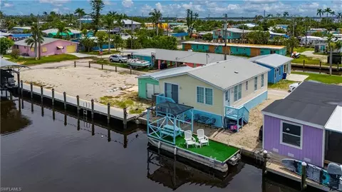 2634 Coco Plum Dr, Matlacha, FL 33993