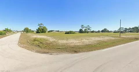 1 NW 17th Pl, Cape Coral, FL 33993