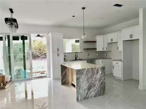 3004 Iris Cir, Labelle, FL 33935 photo 3