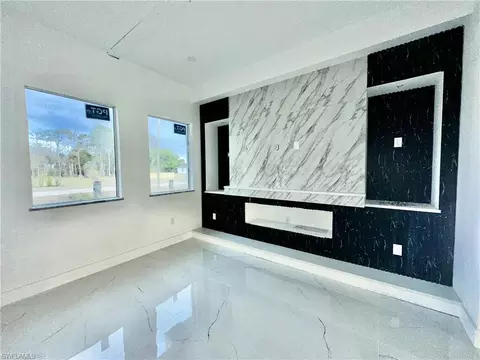 3004 Iris Cir, Labelle, FL 33935 photo 2