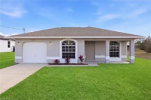 2607 30th St SW, Lehigh Acres, FL 33976