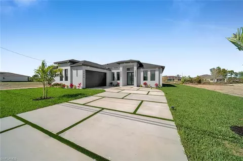 1426 NE 6th Ave, Cape Coral, FL 33909