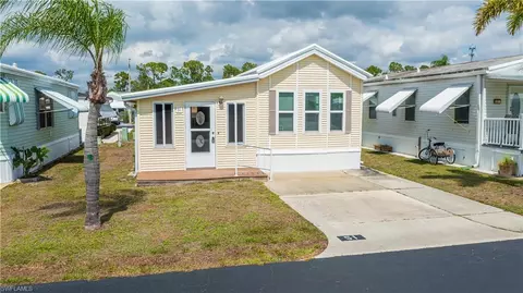 51 La Fonda Ln, North Fort Myers, FL 33903