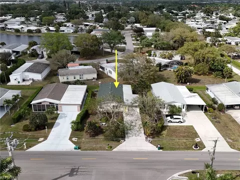 919 Manatee Rd, Naples, FL 34114 photo 2
