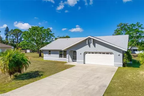 17141 Carolyn Ln, North Fort Myers, FL 33917