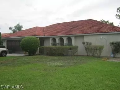 100 Sebring Cir, Lehigh Acres, FL 33936