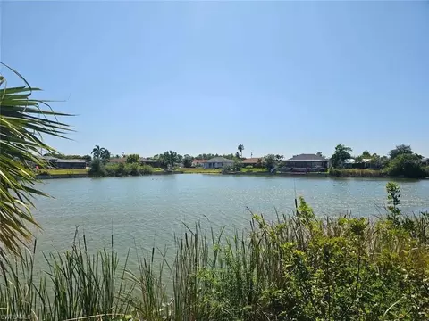 410 Nicholas Pkwy E, Cape Coral, FL 33990