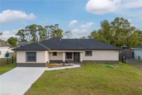 4712 3rd St W, Lehigh Acres, FL 33971