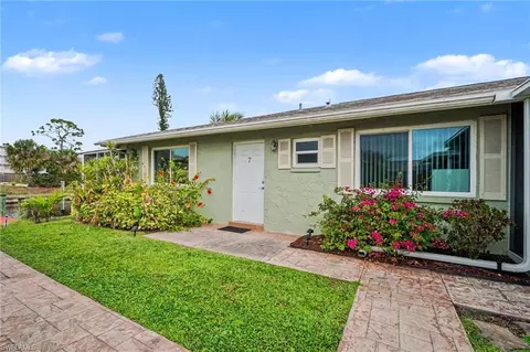 4910 Viceroy St #7, Cape Coral, FL 33904