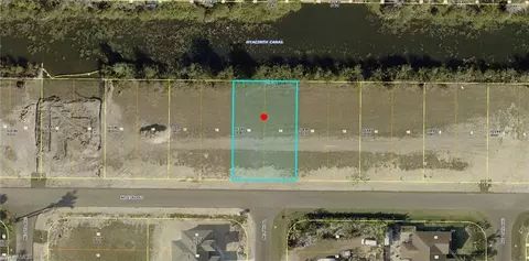 915 NE 23rd St, Cape Coral, FL 33909