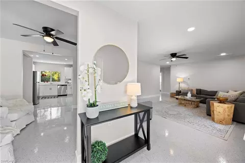 887 Casa Ybel Rd, Sanibel, FL 33957