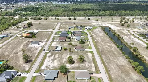 2912 NW 25th Ln, Cape Coral, FL 33993