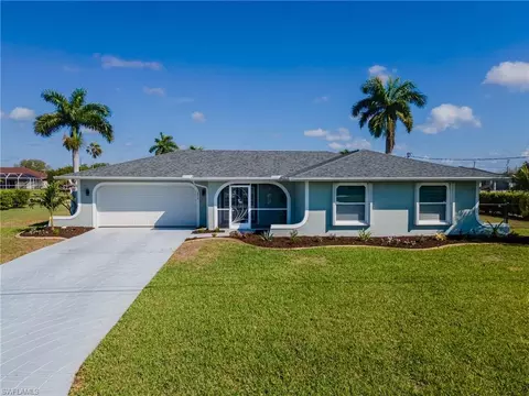 2213 NE 4th St, Cape Coral, FL 33909