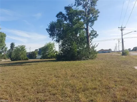 1527 NW 15th Ter, Cape Coral, FL 33993