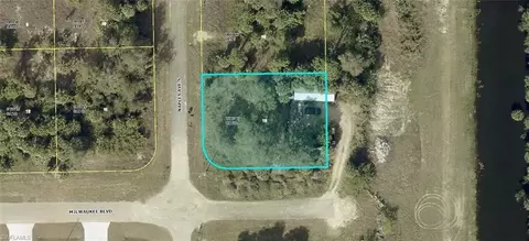 577 Naples Ave S, Lehigh Acres, FL 33974