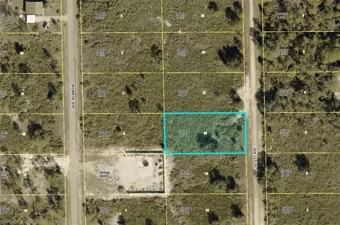 415 Scott Ave, Lehigh Acres, FL 33972