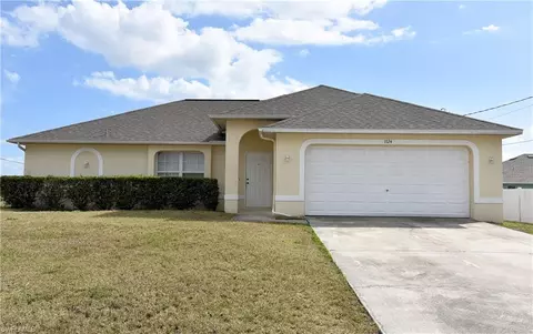 1724 SW 15th Ter, Cape Coral, FL 33991