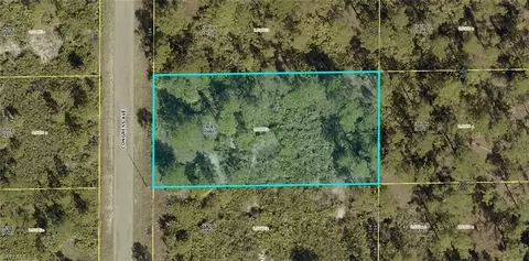 1308 Congress Ave, Lehigh Acres, FL 33972
