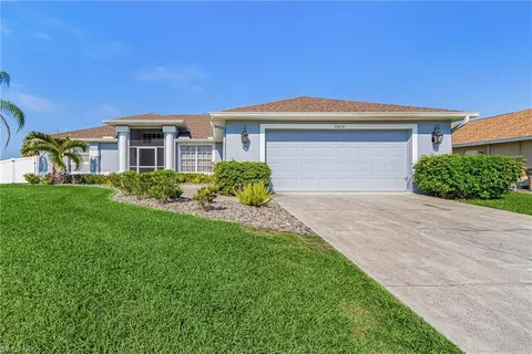 3014 SW 1st Ave, Cape Coral, FL 33914