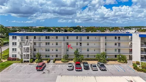 6220 Augusta Dr #309, Fort Myers, FL 33907