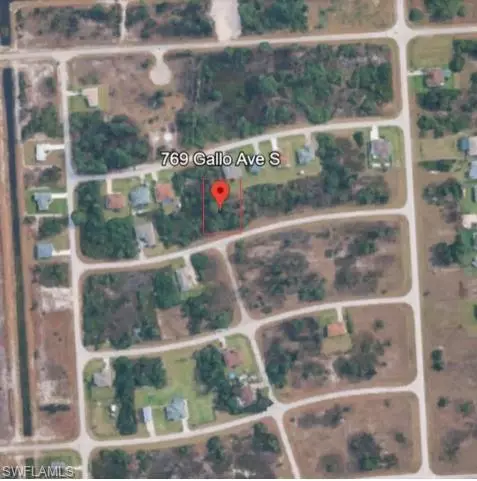 769 Gallo Ave S, Lehigh Acres, FL 33974