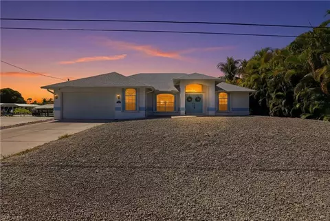 3715 Manatee Dr, Saint James City, FL 33956