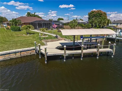 1434 SE 20th St, Cape Coral, FL 33990