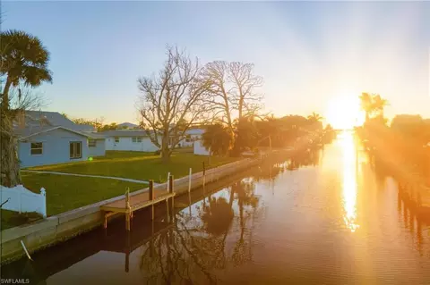 1940 Pennsylvania Ave, Englewood, FL 34224