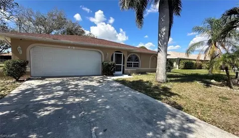 302 SE 1st Pl, Cape Coral, FL 33990