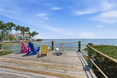 2230 Palm Ave, Saint James City, FL 33956