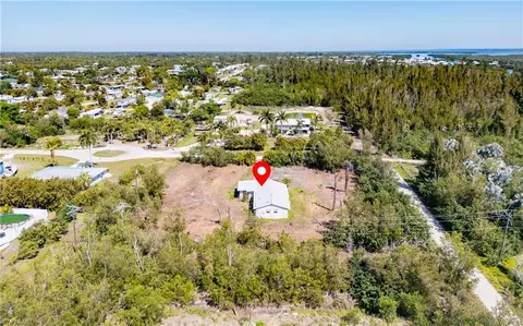 5427 Easy St, Bokeelia, FL 33922