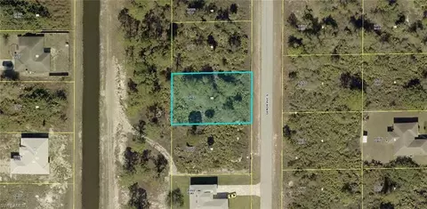 348 Genoa Ave S, Lehigh Acres, FL 33974
