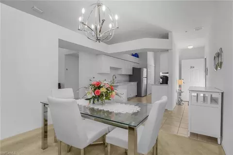 26800 Rosewood Pointe Ln #204, Bonita Springs, FL 34135
