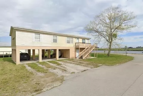 901 Thatcher Blvd, Moore Haven, FL 33471