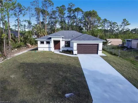 2603 27th St W, Lehigh Acres, FL 33971