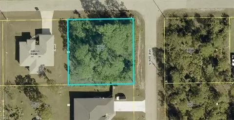 1601 W 11th St, Lehigh Acres, FL 33972