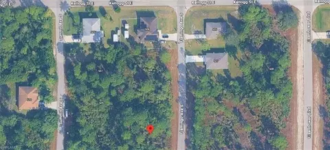 512 Flamingo Ave, Lehigh Acres, FL 33974
