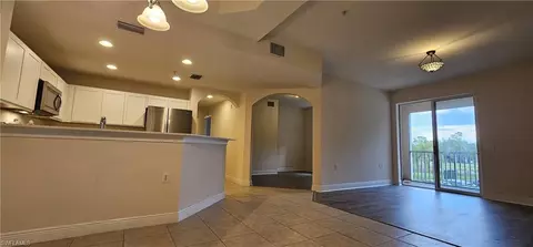 2913 Tuscan Dr #204, Cape Coral, FL 33909