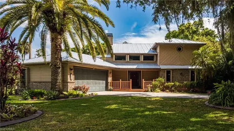 7314 Sean Ln, North Fort Myers, FL 33917