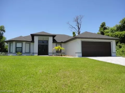 3805 6th St W, Lehigh Acres, FL 33971