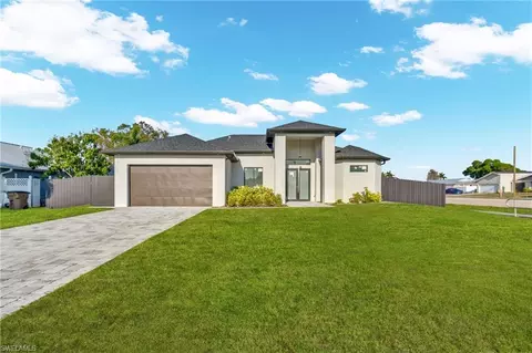 2 SE 20th Ct, Cape Coral, FL 33990