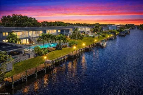 920 SE 46th St #1, Cape Coral, FL 33904