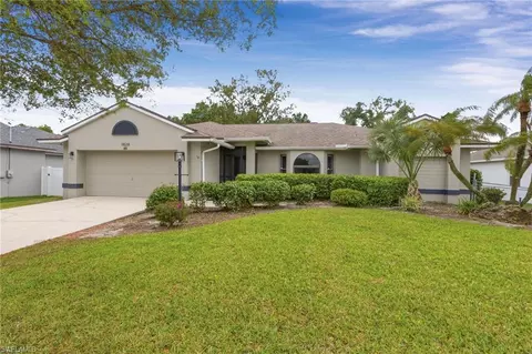 1828 SW 18th Ter, Cape Coral, FL 33991