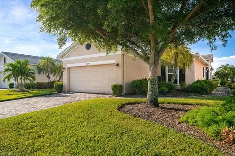 2652 Vareo Ct, Cape Coral, FL 33991
