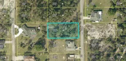 809 Canton Ave, Lehigh Acres, FL 33972
