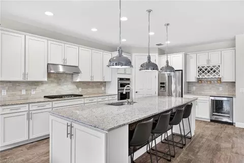 Kitchen - 10582 Jackson Square Dr, Estero, FL 33928 photo 2 of 6
