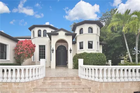 1229 Plumosa Dr, Fort Myers, FL 33901