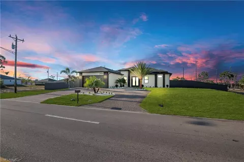 2406 Kismet Pkwy W, Cape Coral, FL 33993