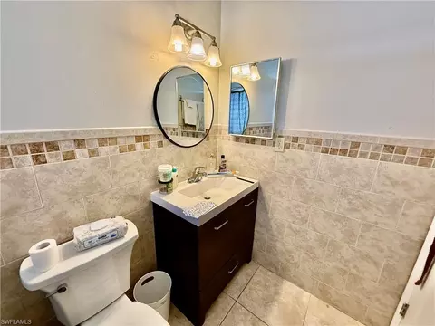 Bath - 720 Shadyside St, Lehigh Acres, FL 33936 photo 3 of 5