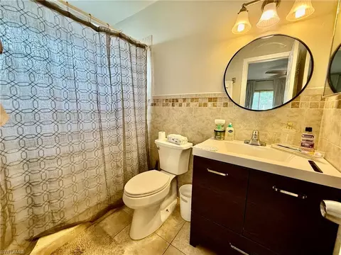 Bath - 720 Shadyside St, Lehigh Acres, FL 33936 photo 1 of 5